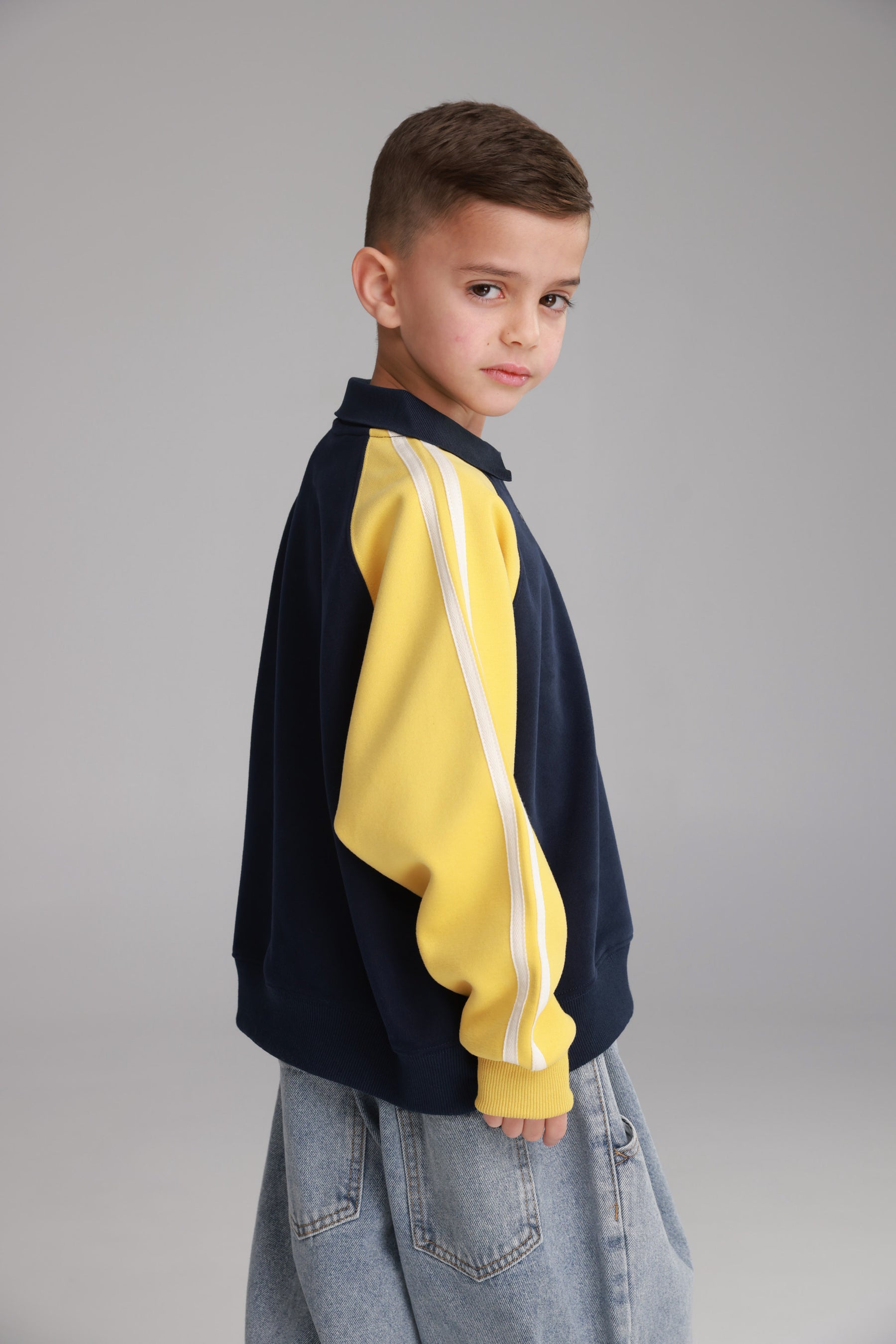 סוויטשירט מילה נייבי/צהוב