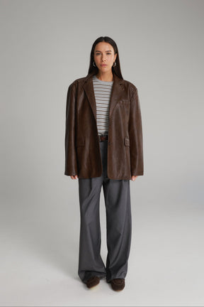 בלייזר מיילו דמוי עור חום כהה