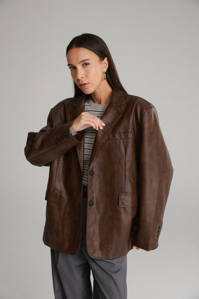 בלייזר מיילו דמוי עור חום כהה