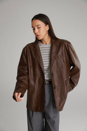 בלייזר מיילו דמוי עור חום כהה