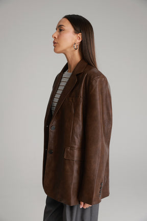 בלייזר מיילו דמוי עור חום כהה