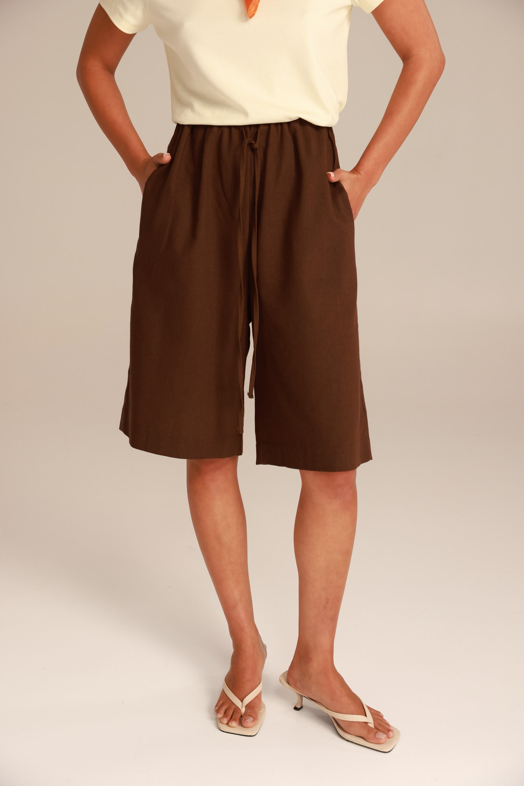 מכנסי נאנו חומים