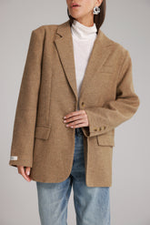 בלייזר אדריאנה חום בהיר