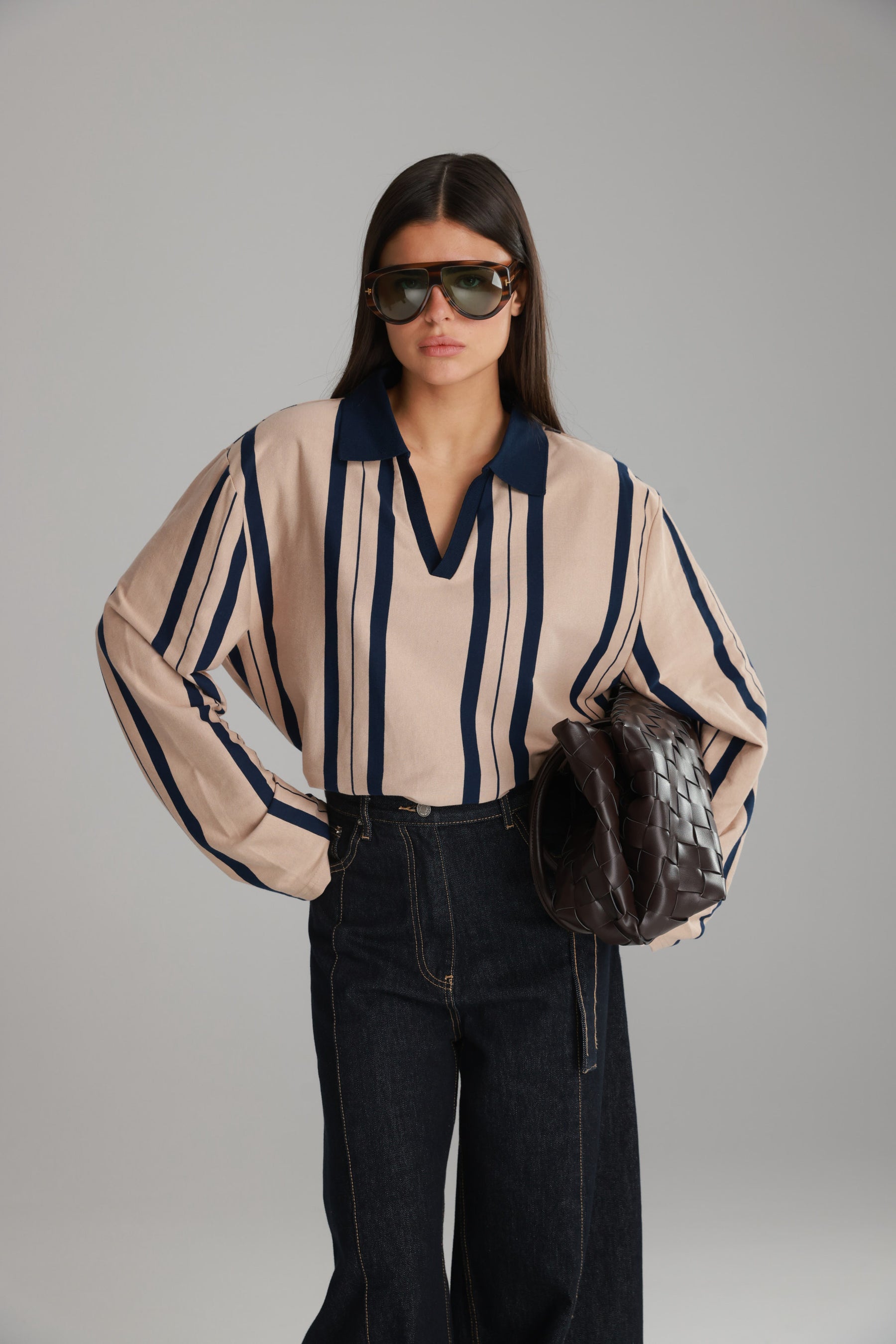 חולצת לינה פסים בז'/נייבי