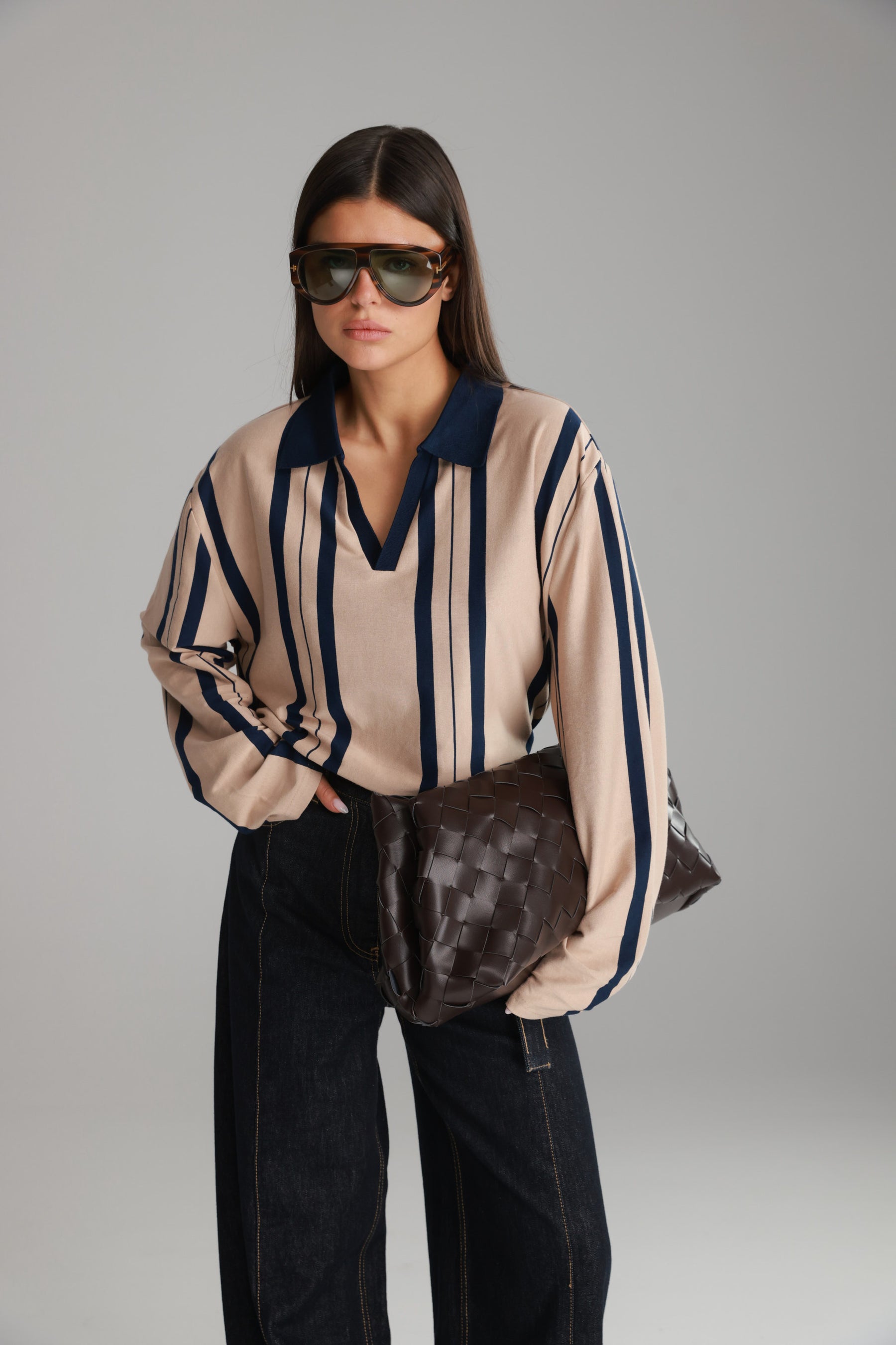 חולצת לינה פסים בז'/נייבי