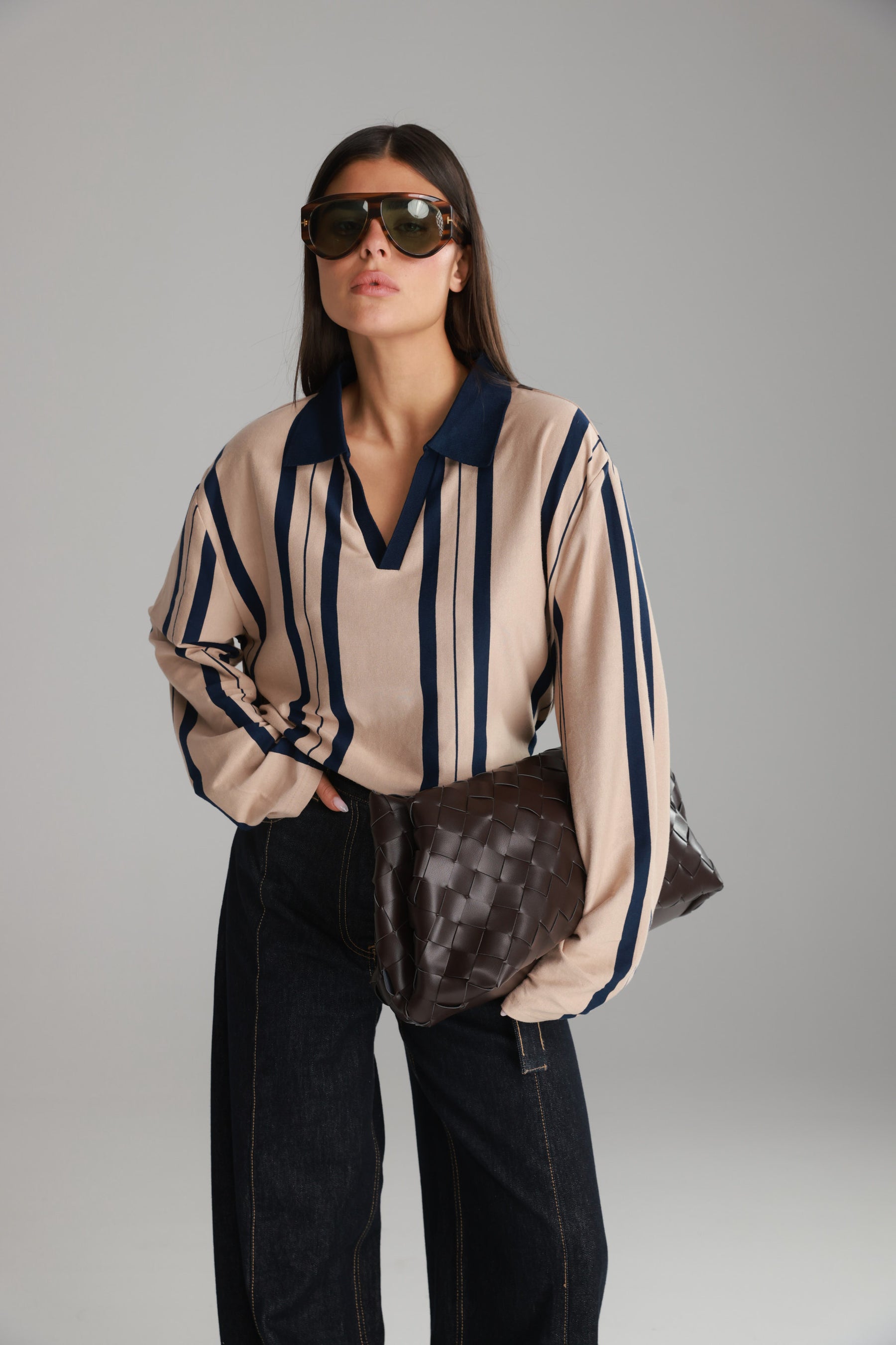 חולצת לינה פסים בז'/נייבי