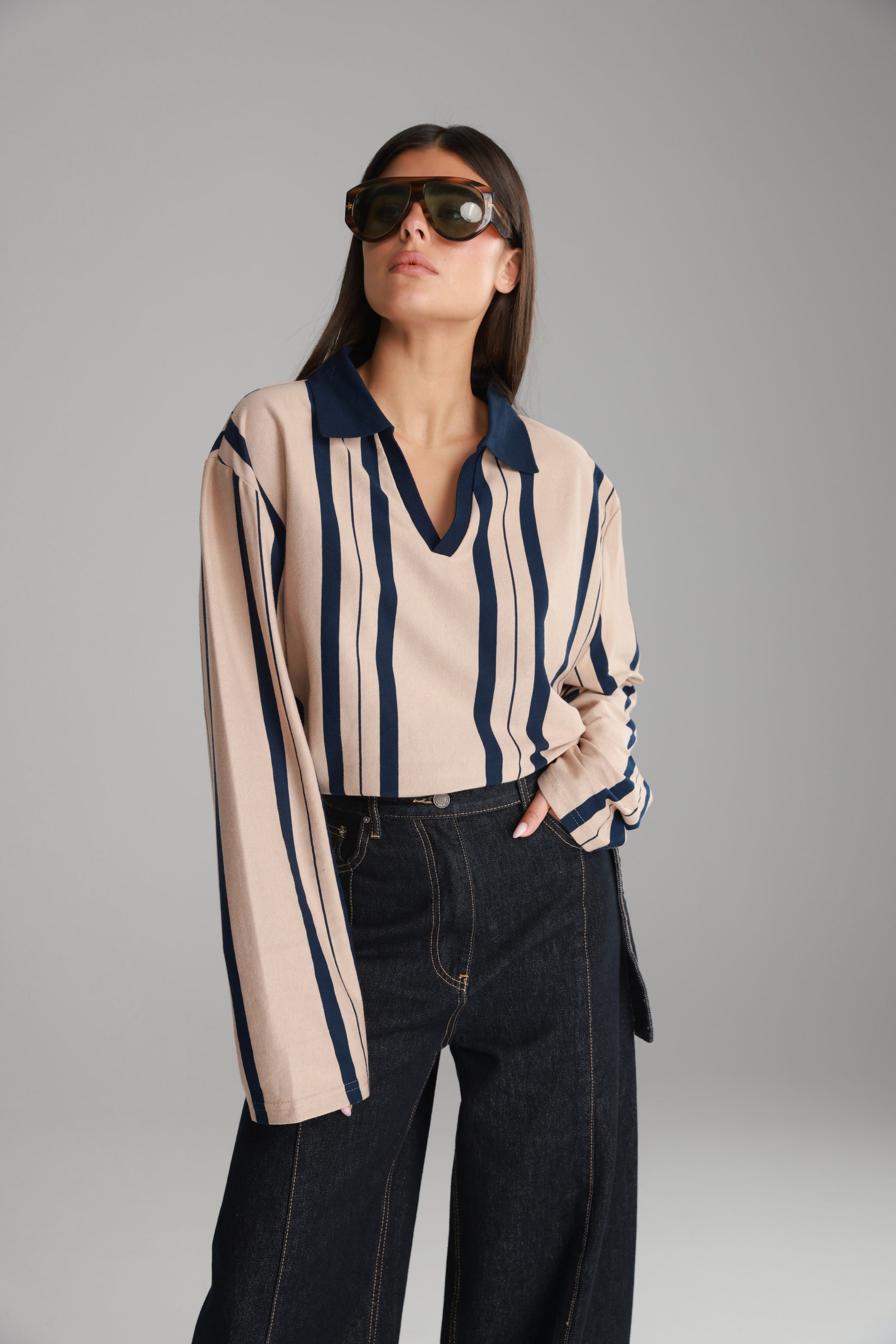 חולצת לינה פסים בז'/נייבי