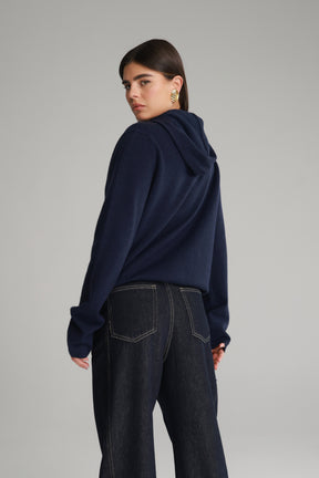 סוודר אירה נייבי