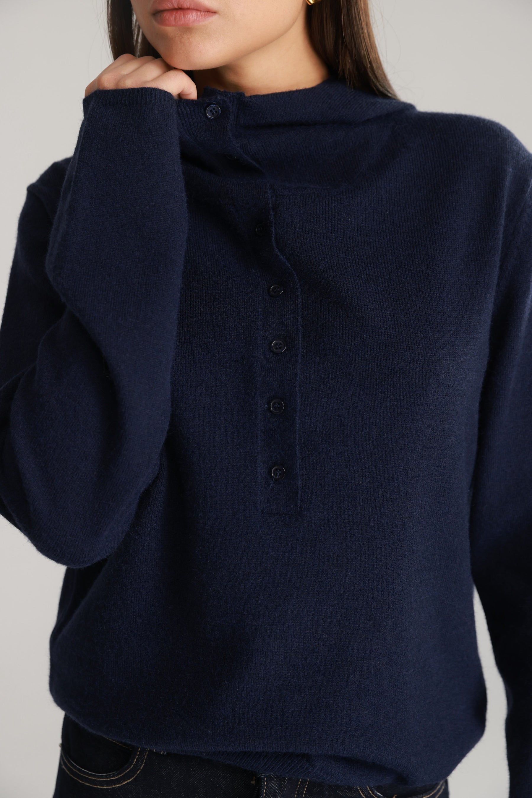 סוודר אירה נייבי