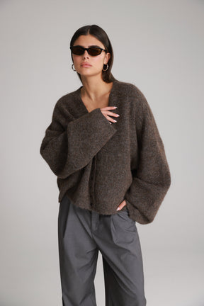 סוודר שרלוט חום כהה