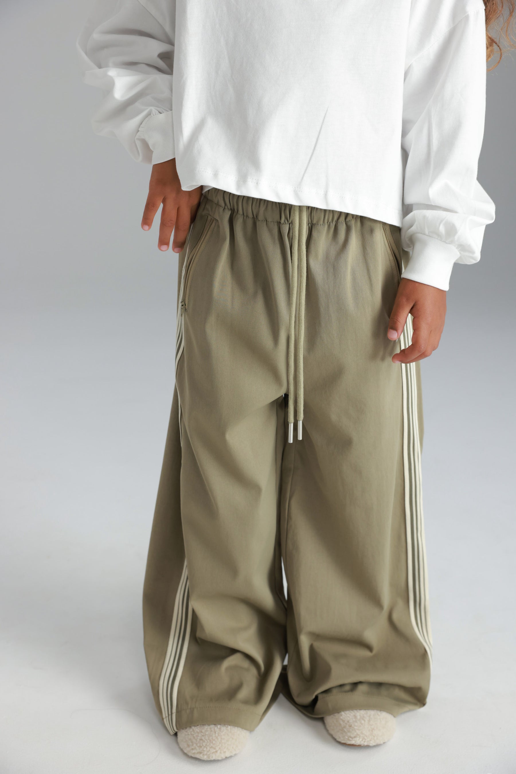 מכנסי ונסה חאקי