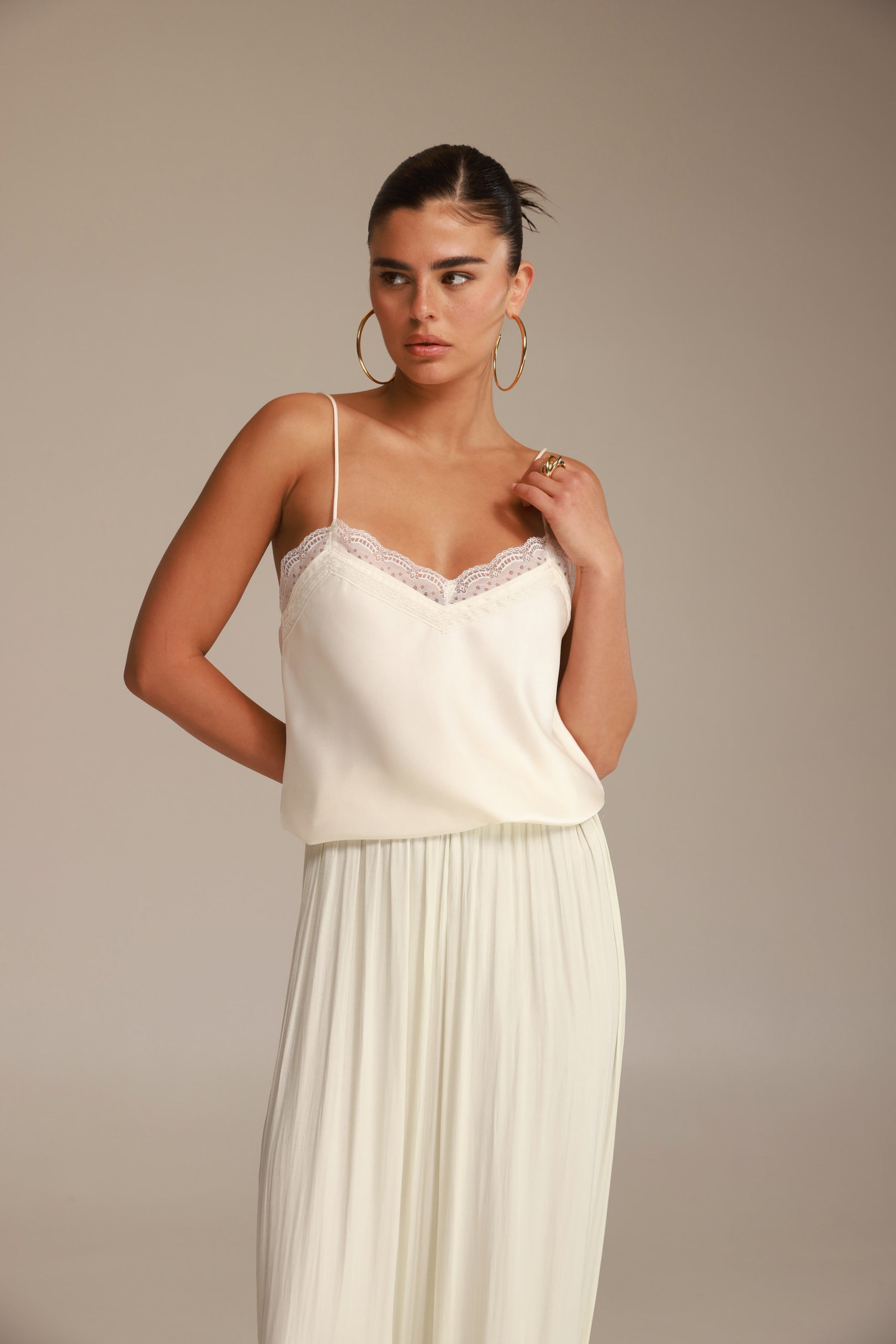 גופיית רוסליה שמנת