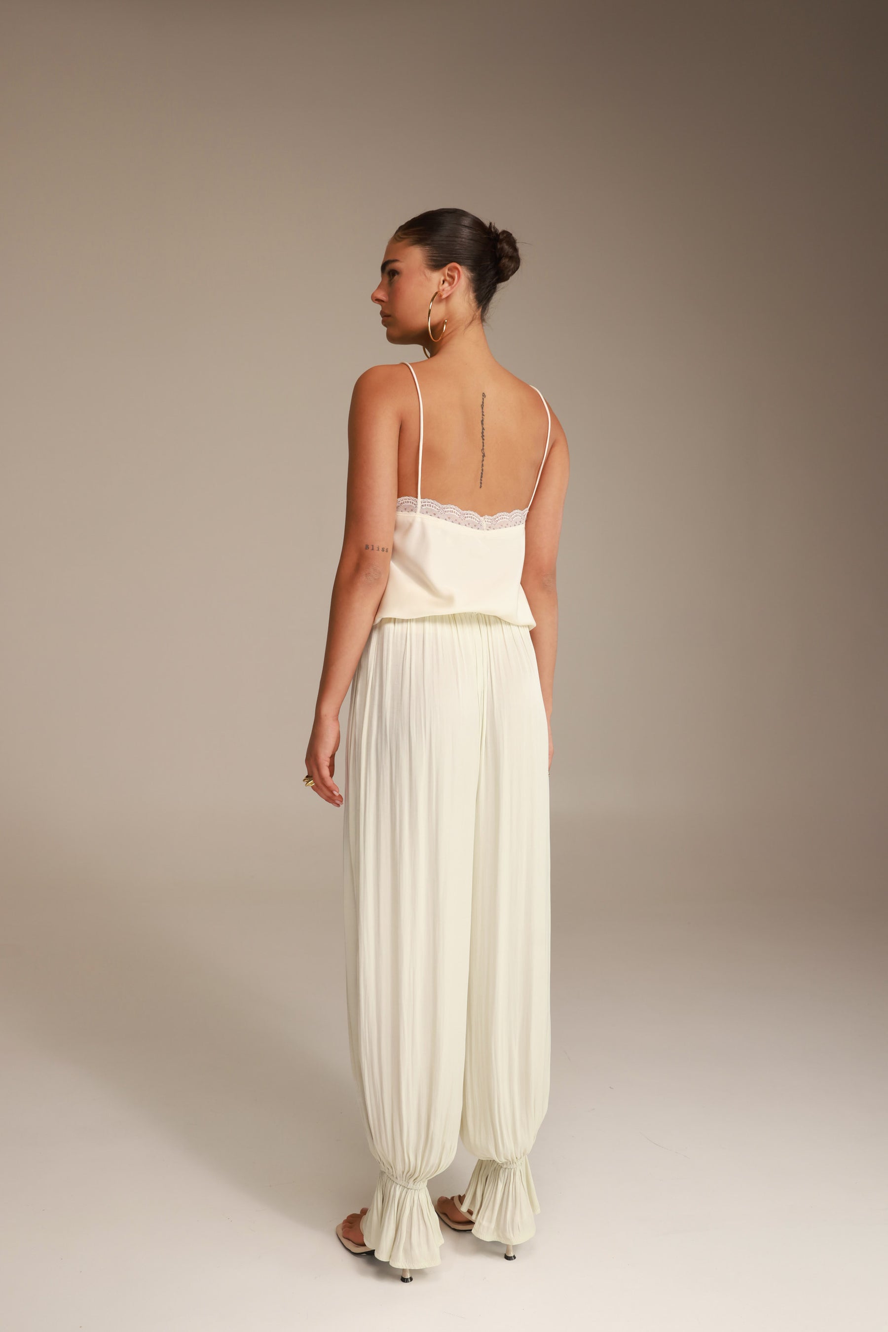 מכנסי אדיה שמנת