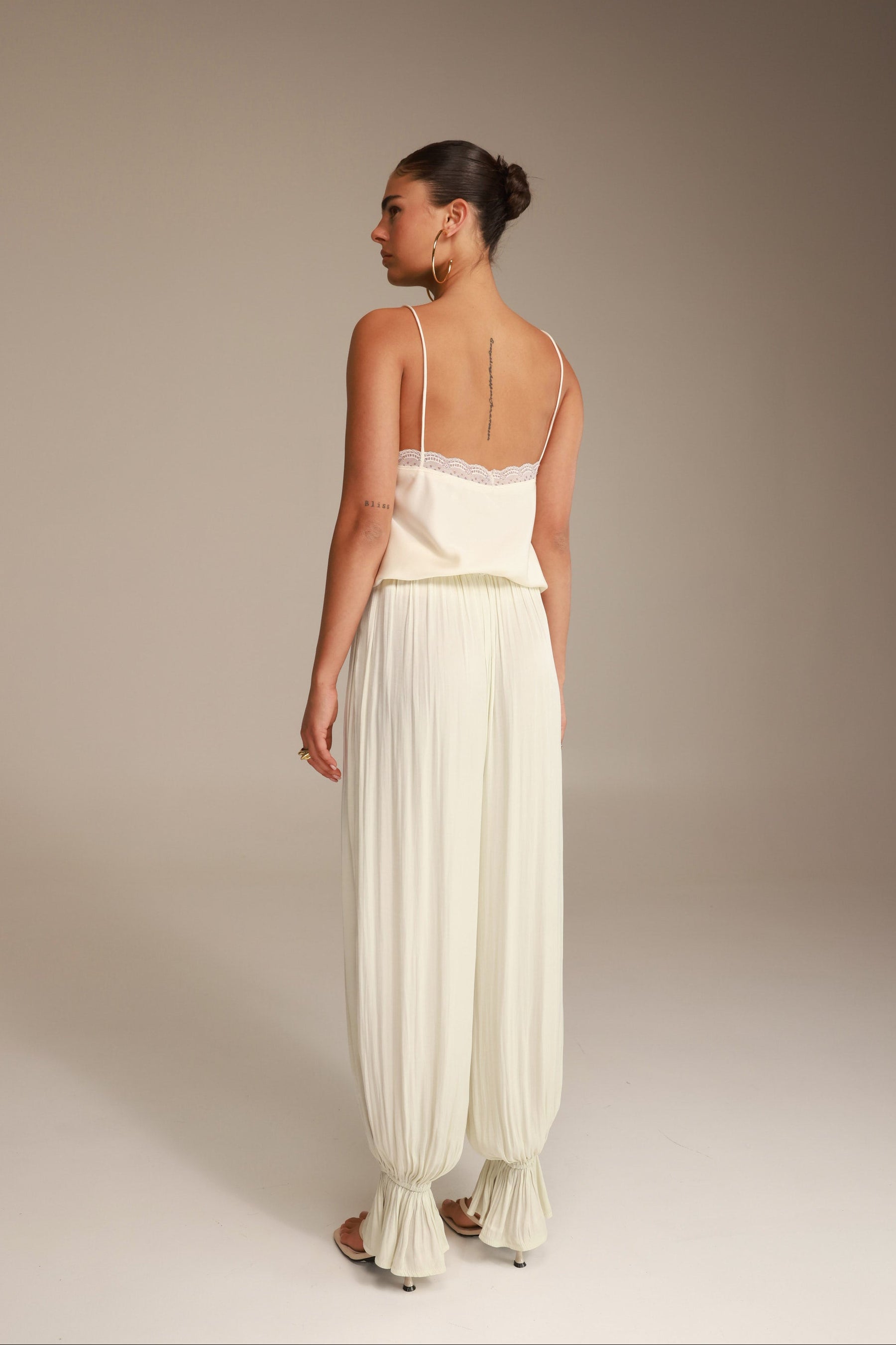 גופיית רוסליה שמנת