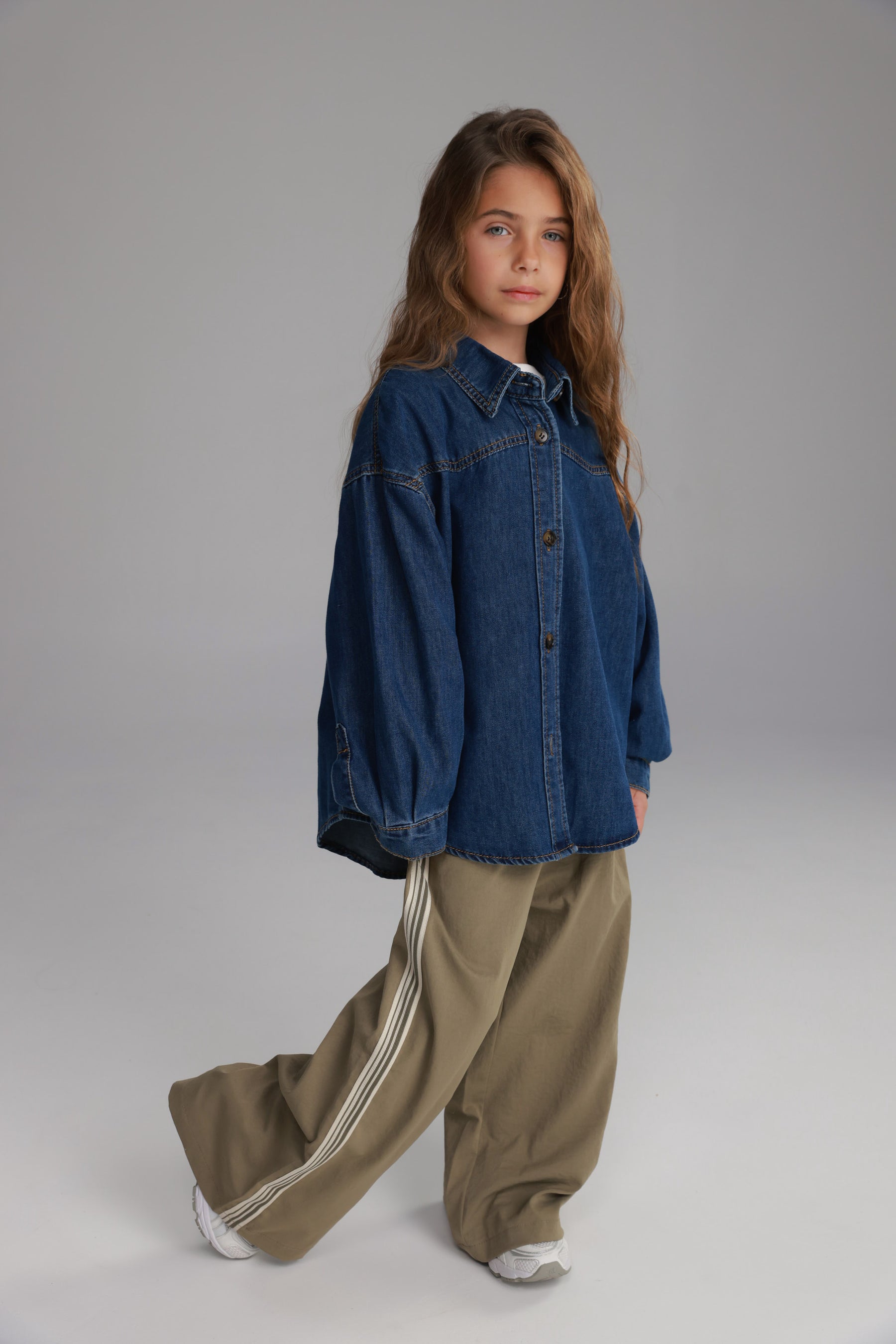 חולצת ג'ינס מייקי כחול כהה