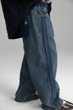 מכנסי ניק כחולים