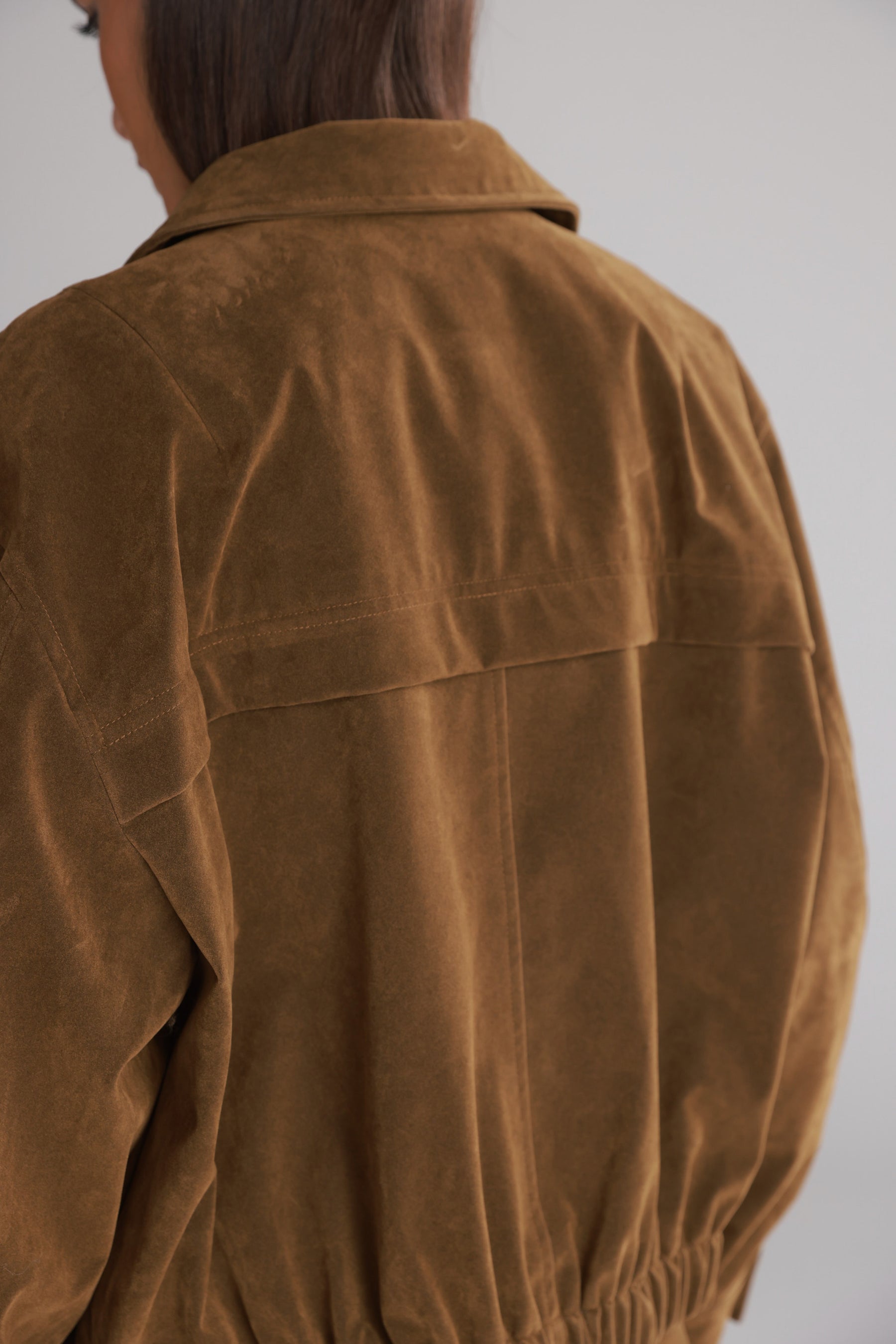 ג'קט בומבר דאלי חום בהיר