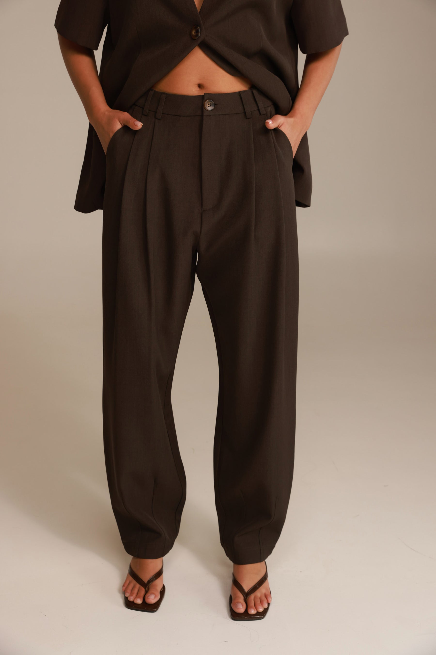 מכנסי אלכסנדרה חומים