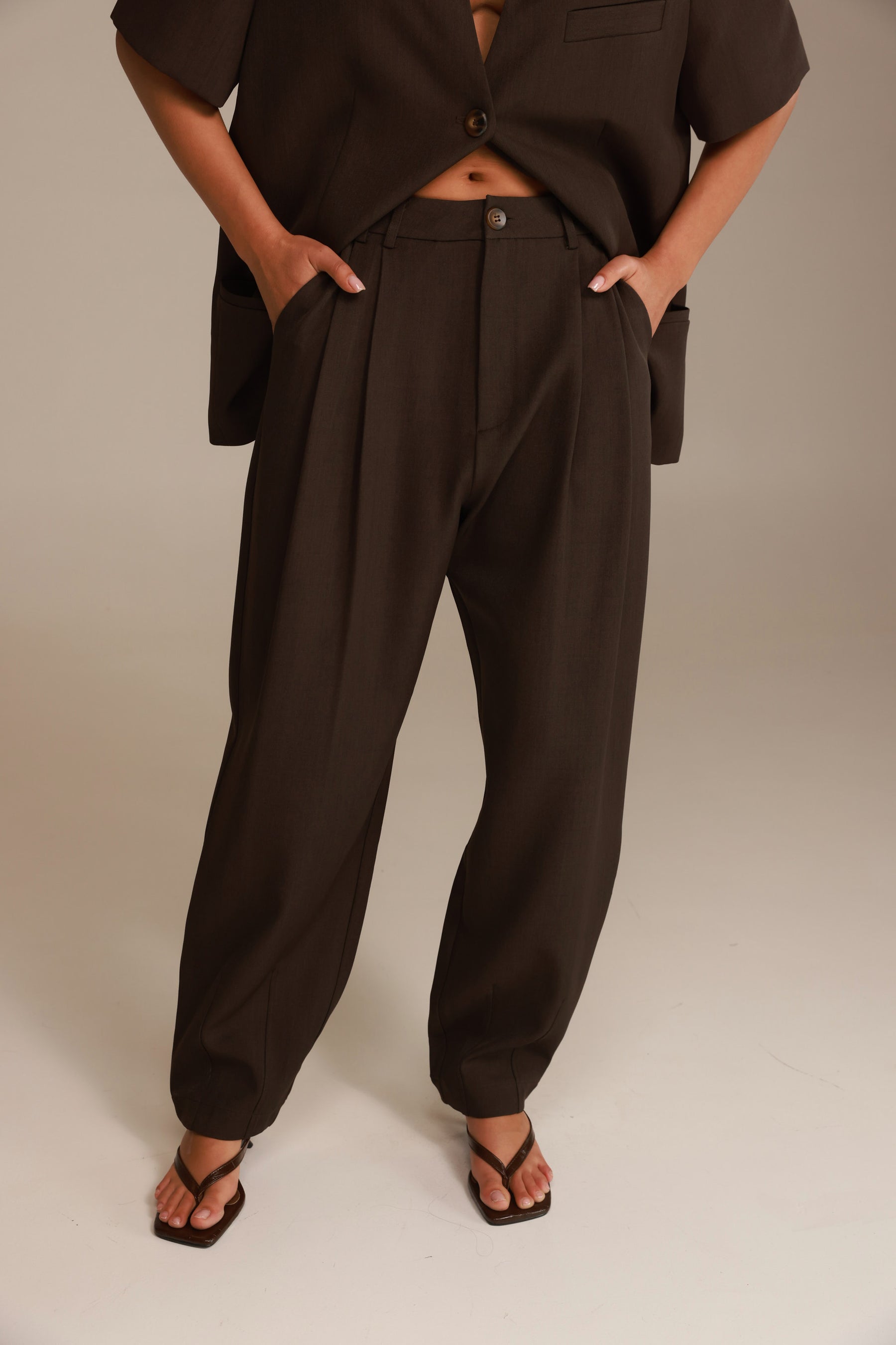 מכנסי אלכסנדרה חומים