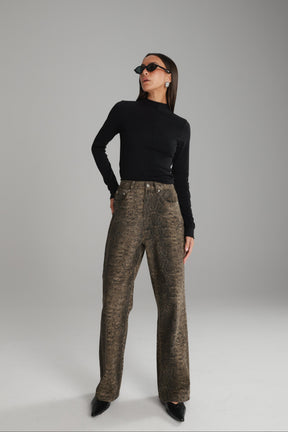 ג'ינס מארק מנוחש