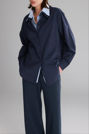 חולצת הנרי מכופתרת נייבי