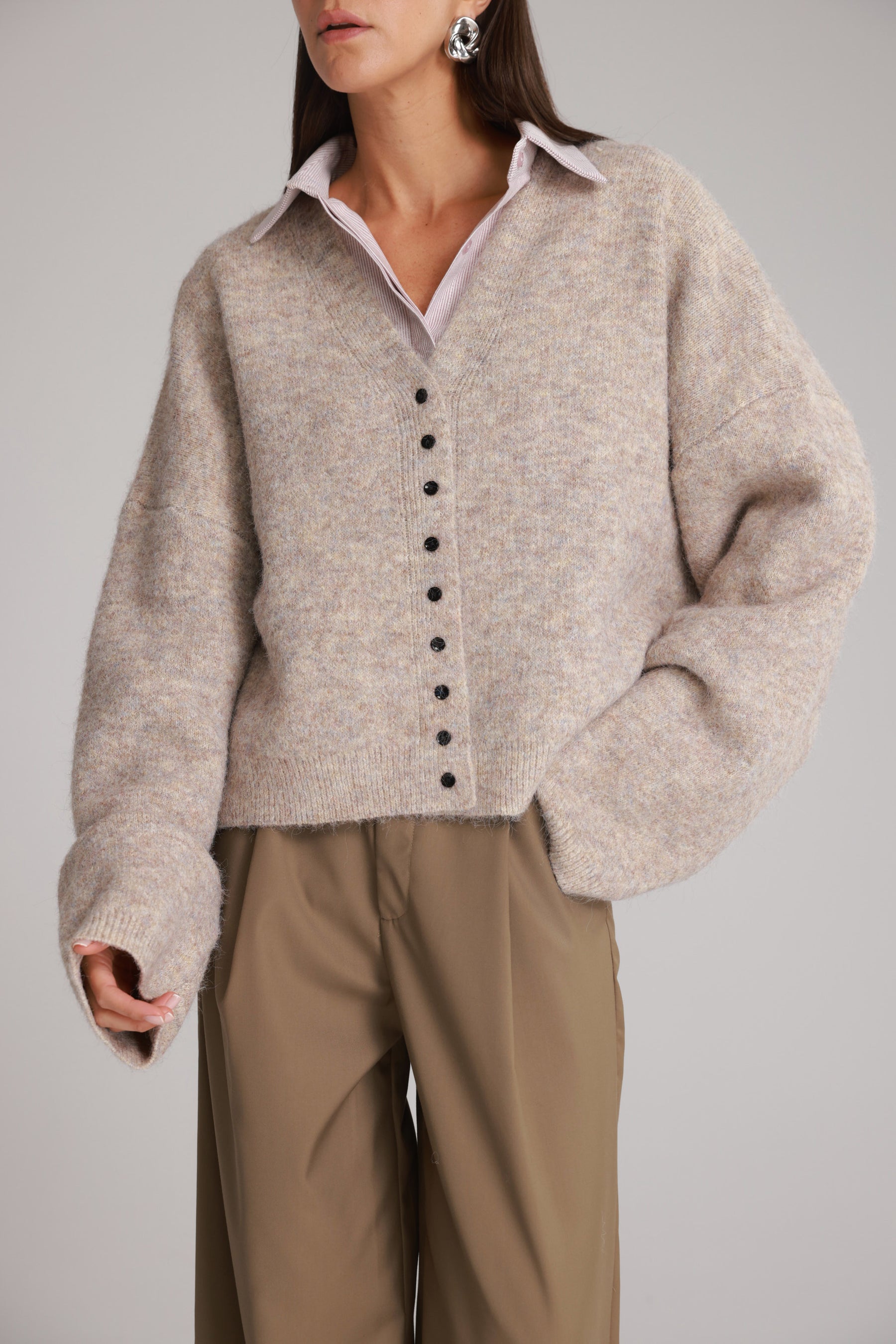 סוודר שרלוט בז'