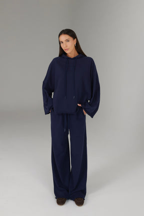 חליפת מירנדה נייבי