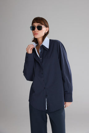 חולצת הנרי מכופתרת נייבי