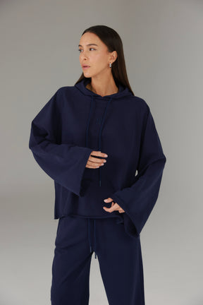 חליפת מירנדה נייבי