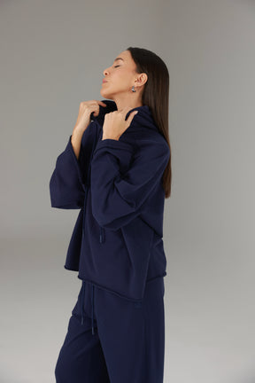 חליפת מירנדה נייבי