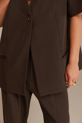 בלייזר אלכסנדרה חום כהה