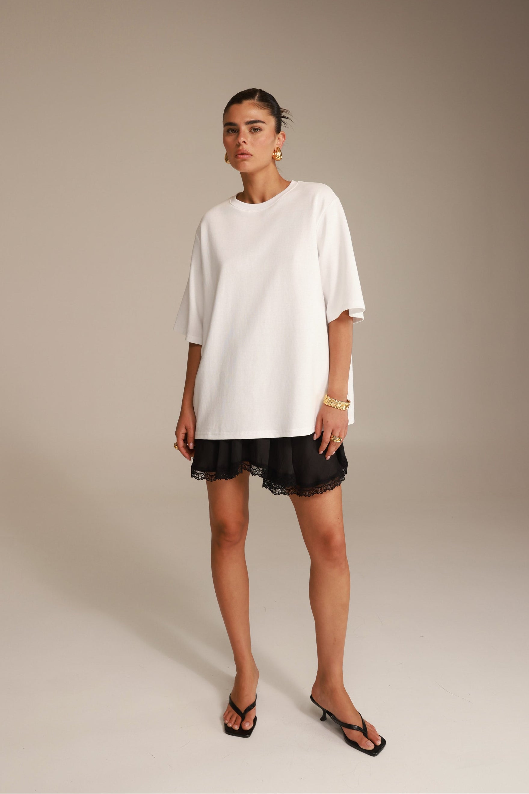 חולצת וויל לבנה