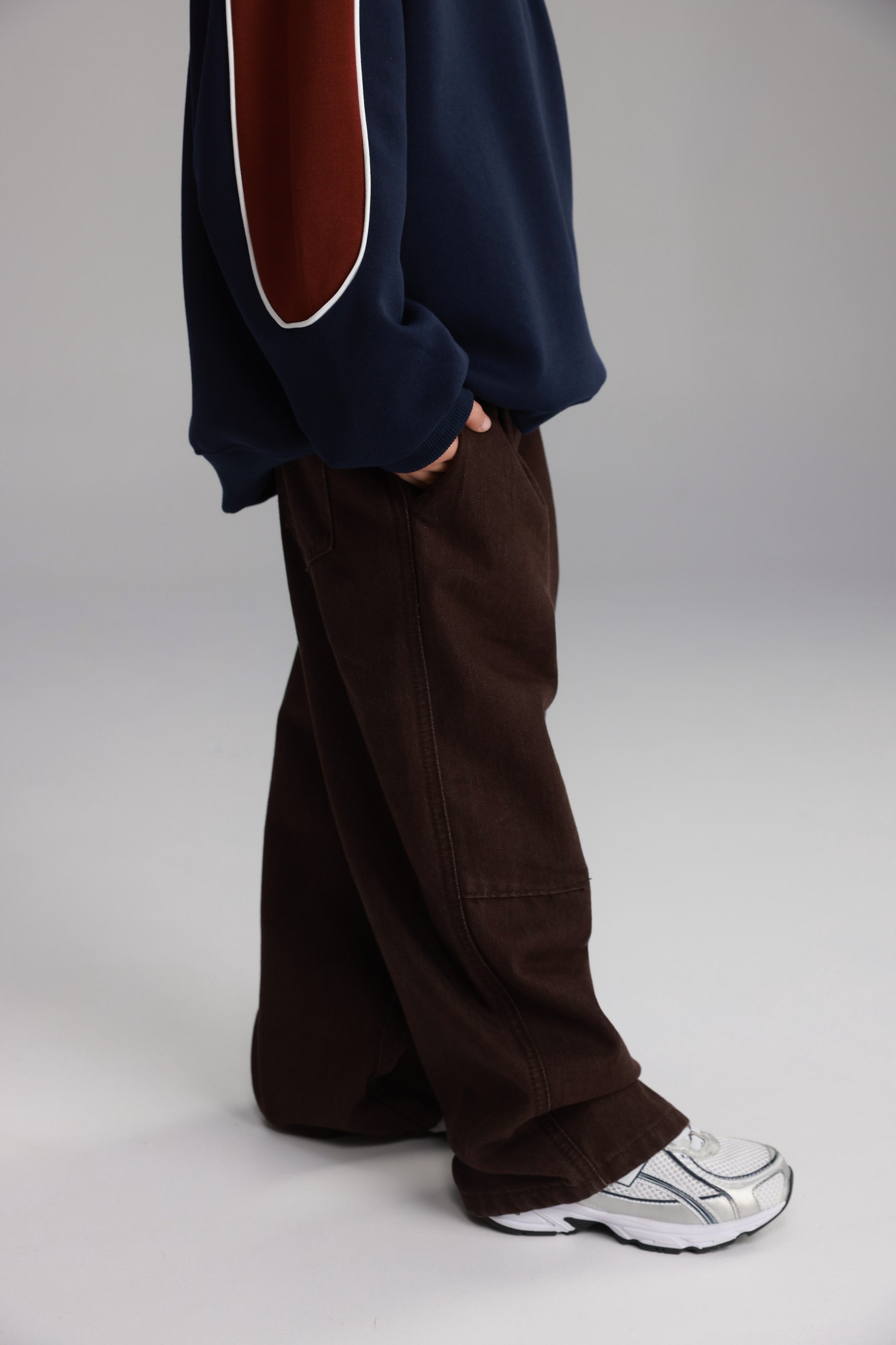 ג'ינס קוניל בורדו