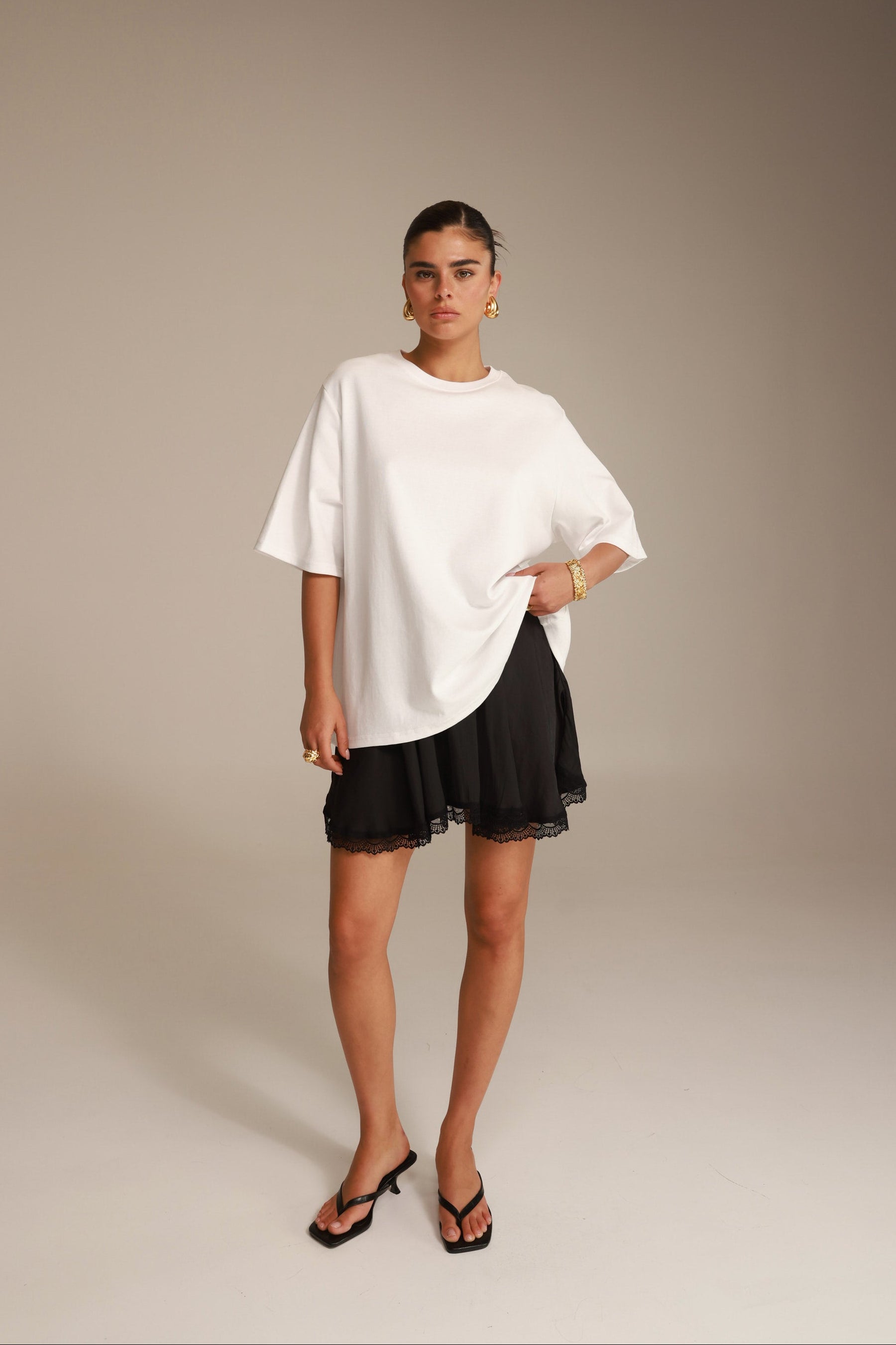 חולצת וויל לבנה