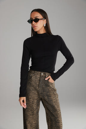 חולצת קרוליין שחורה