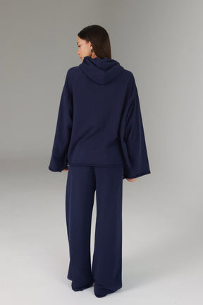 חליפת מירנדה נייבי