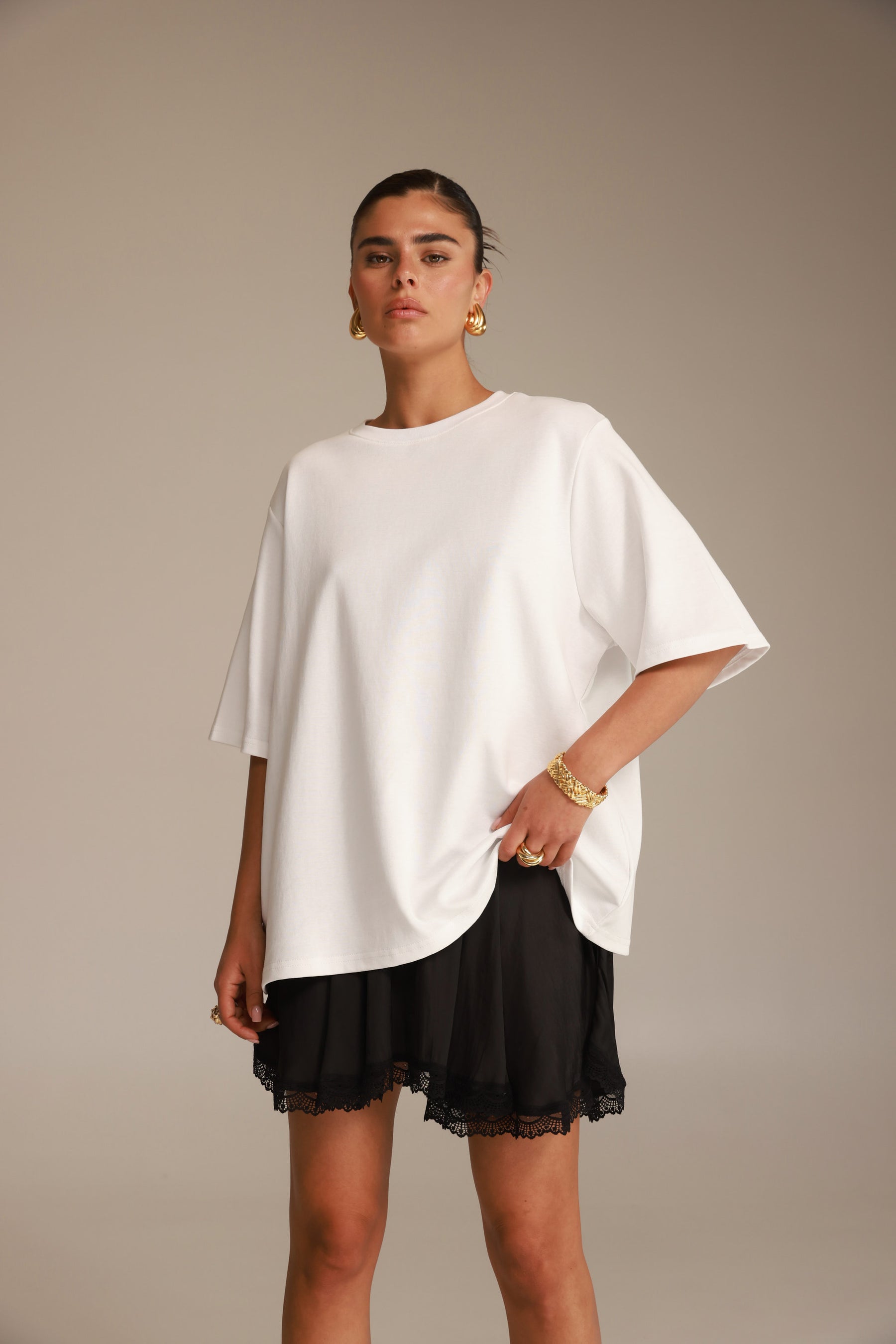 חולצת וויל לבנה