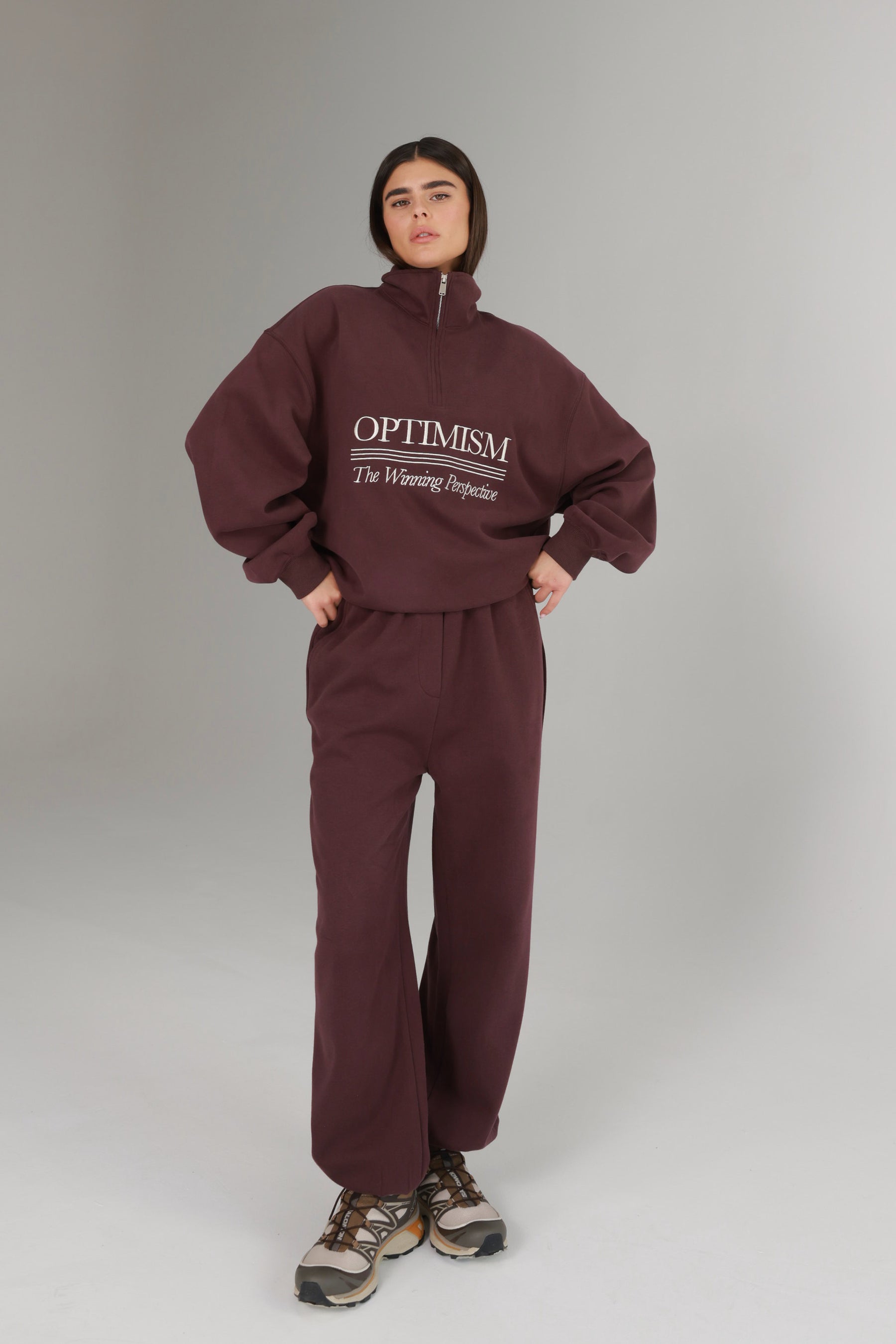 חליפת סאן סגולה