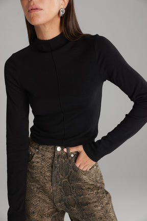 חולצת קרוליין שחורה