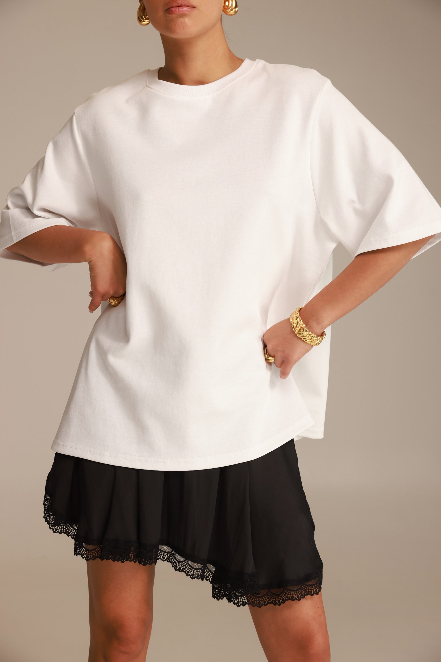 חולצת וויל לבנה