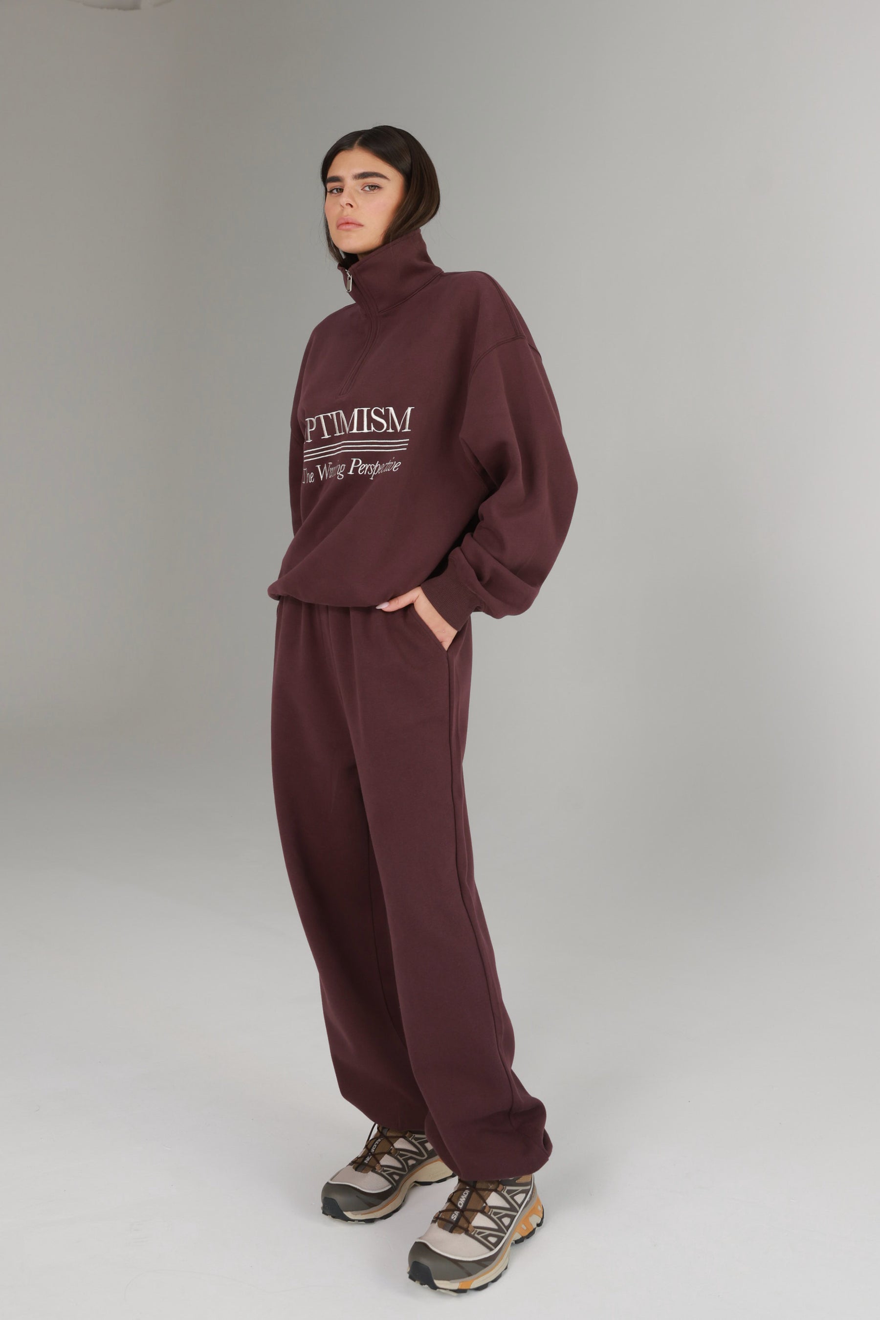 חליפת סאן סגולה