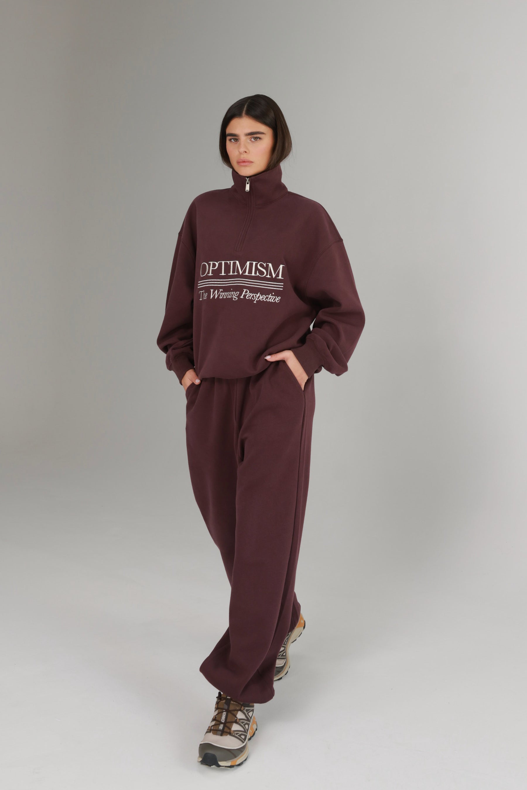 חליפת סאן סגולה