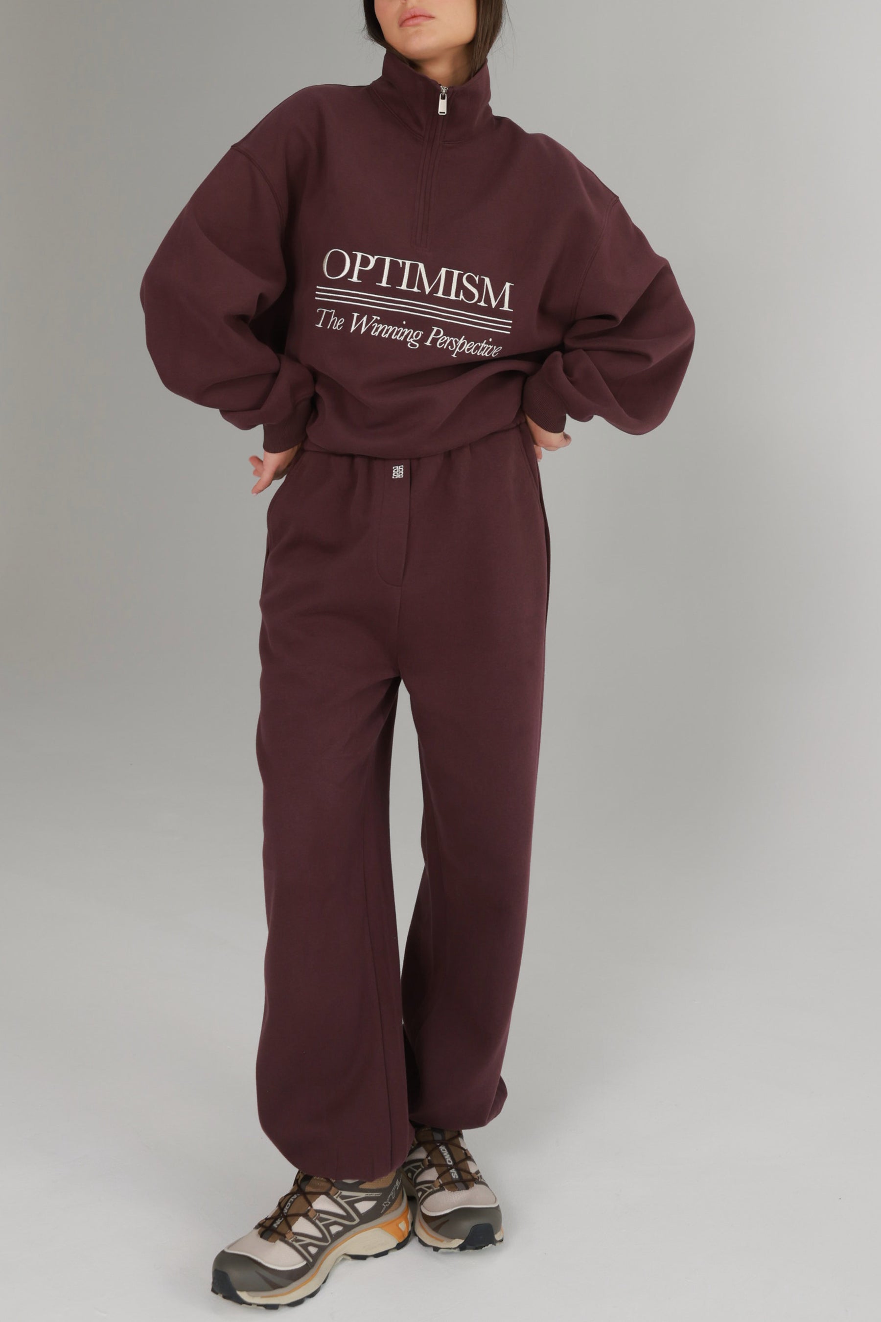 חליפת סאן סגולה