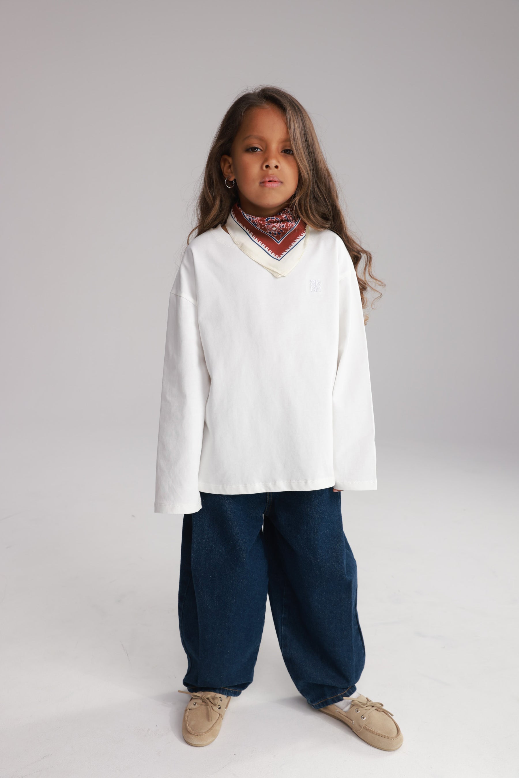 חולצת פייל לבנה