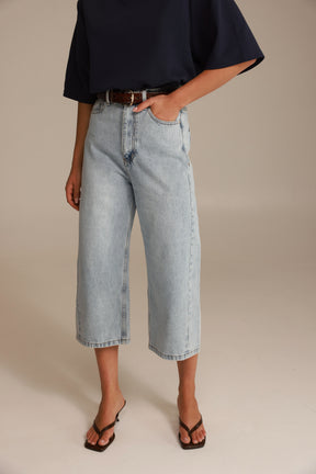 ג'ינס לומי כחול בהיר