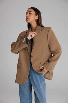 בלייזר סוזאן חאקי