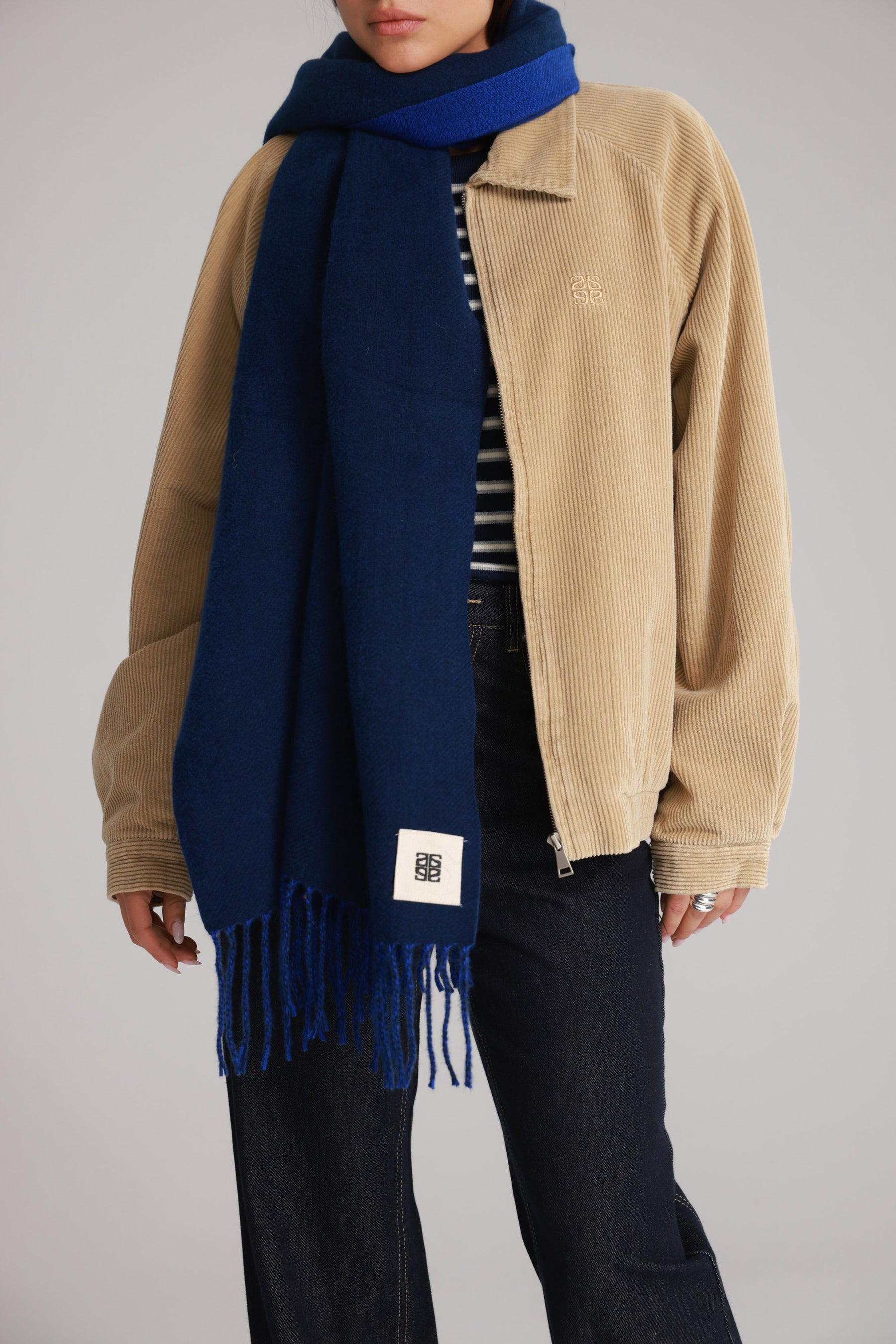 צעיף ברטו נייבי