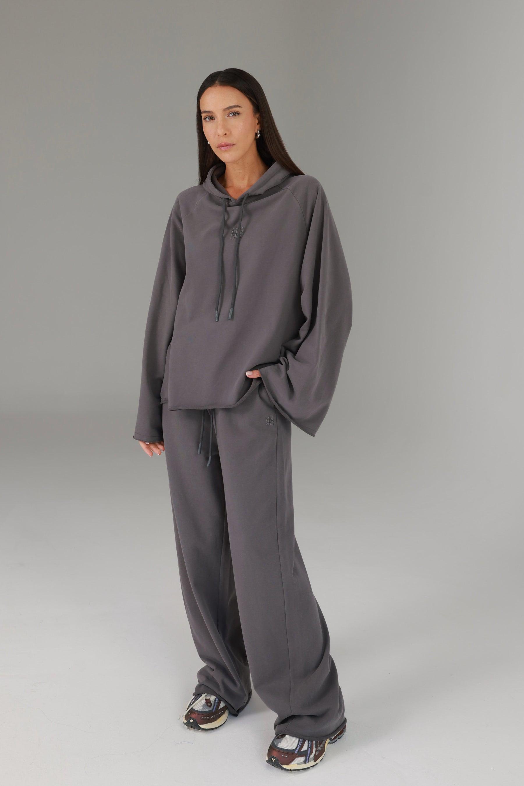 חליפת מירנדה אפורה