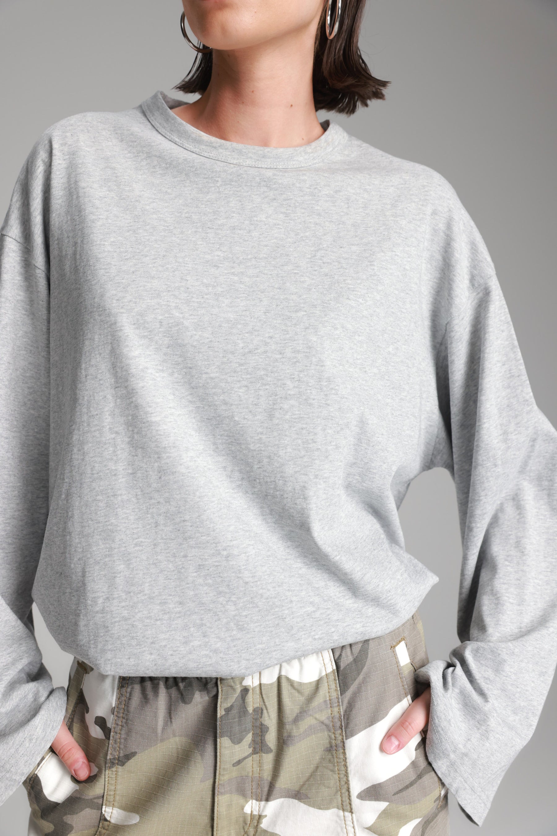 חולצת נדיה אפורה