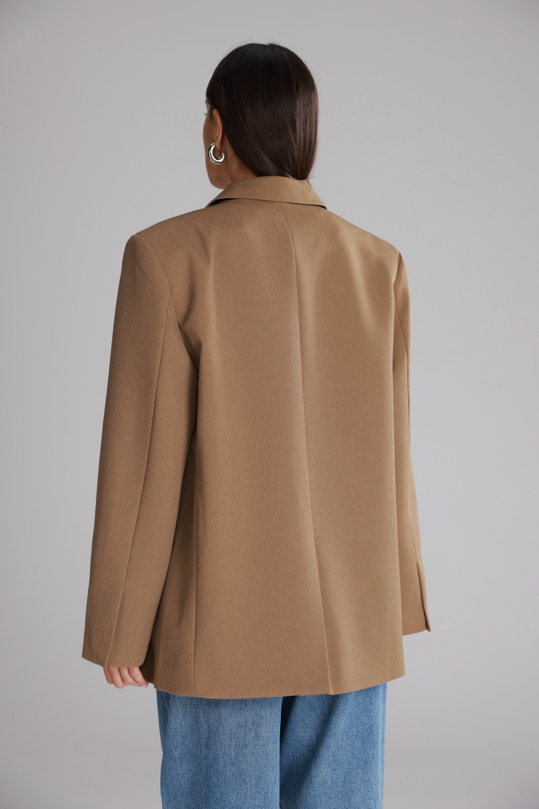 בלייזר סוזאן חאקי